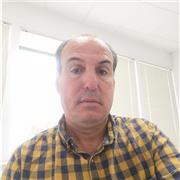 Profesor de contabilidad, para todas las edades y necesidades.